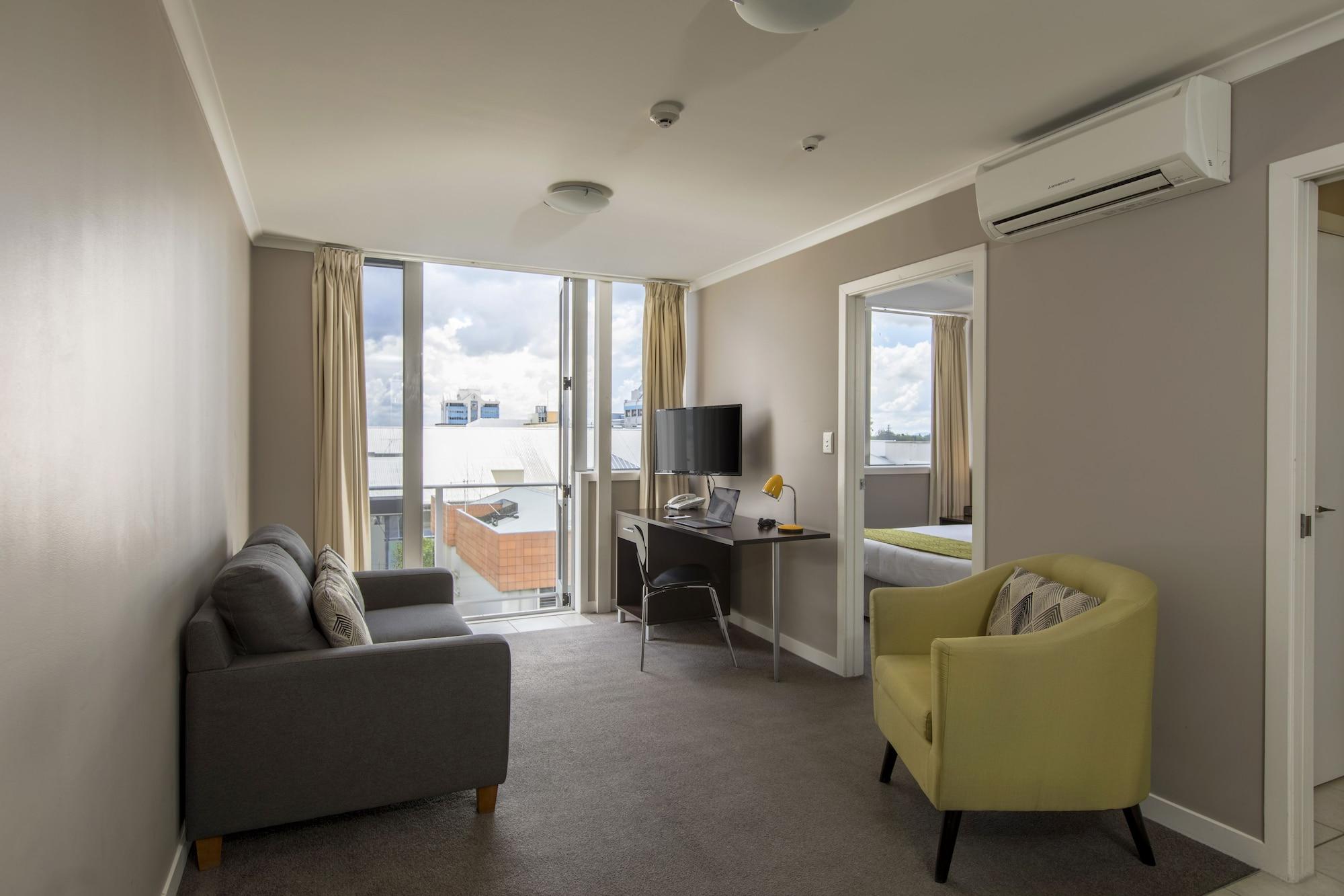 Quest On Ward Serviced Apartments Гамільтон Екстер'єр фото